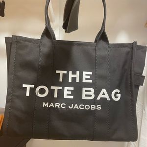 Marc Jacobs the tote bag